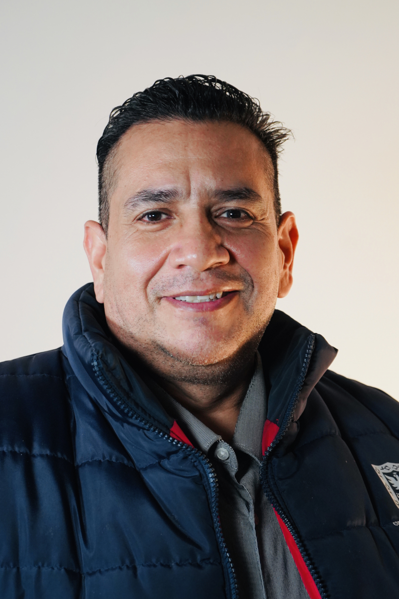 Manuel Castillo1 (2) (1).jpg